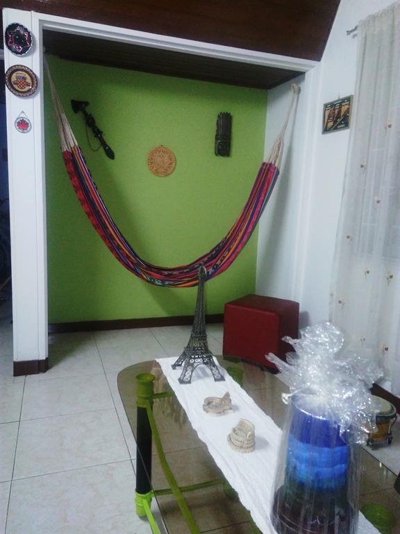 Como En Casa! Restaurante Y Hostal Bogota Ngoại thất bức ảnh