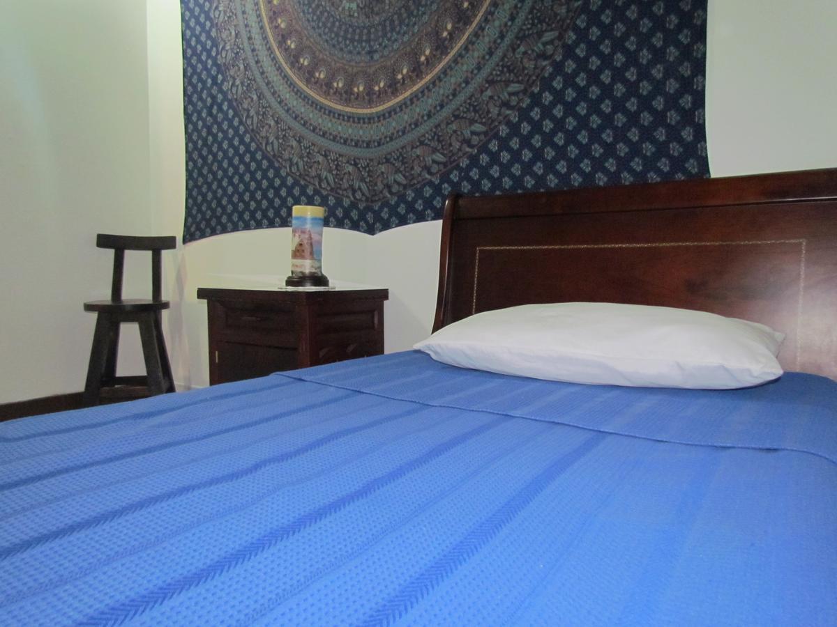 Como En Casa! Restaurante Y Hostal Bogota Ngoại thất bức ảnh